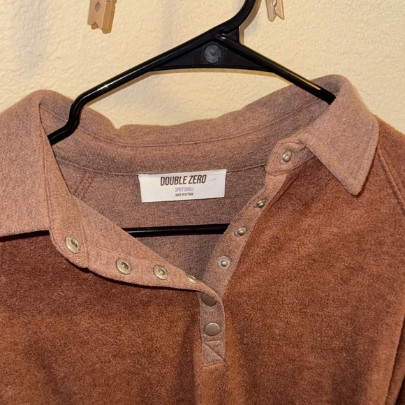 Double Zero Brown Women's Sweater - Picture 2 of 2